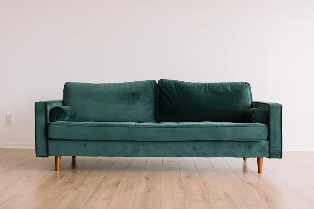 How to Dispose of Old Furniture Responsibly