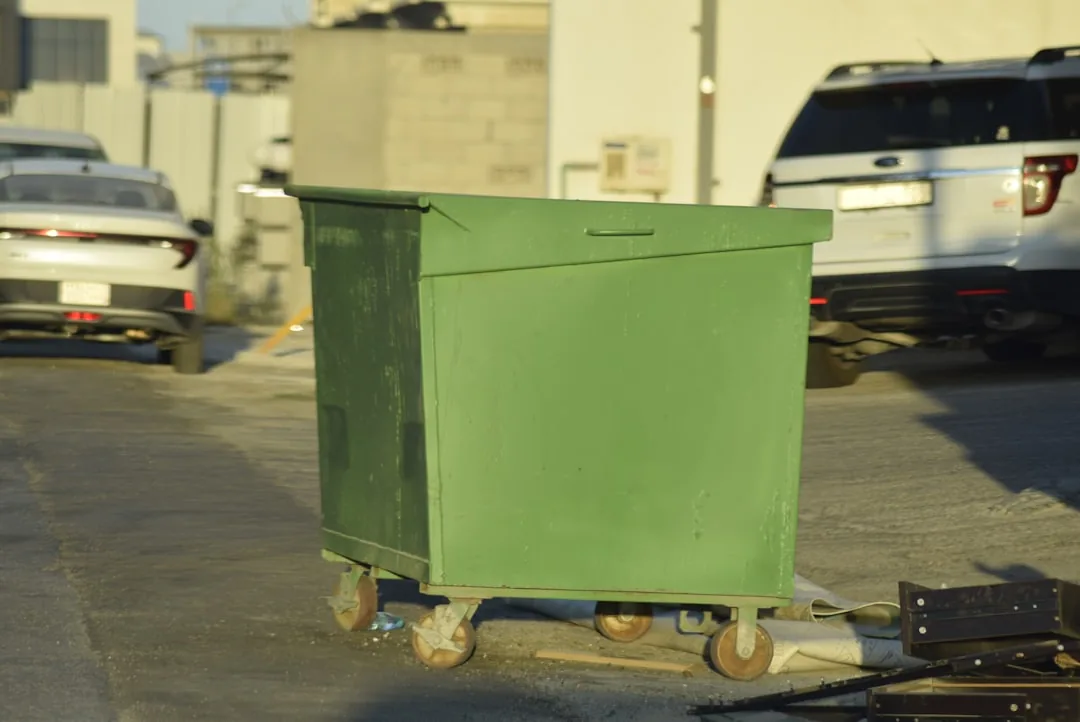 Business waste disposal service